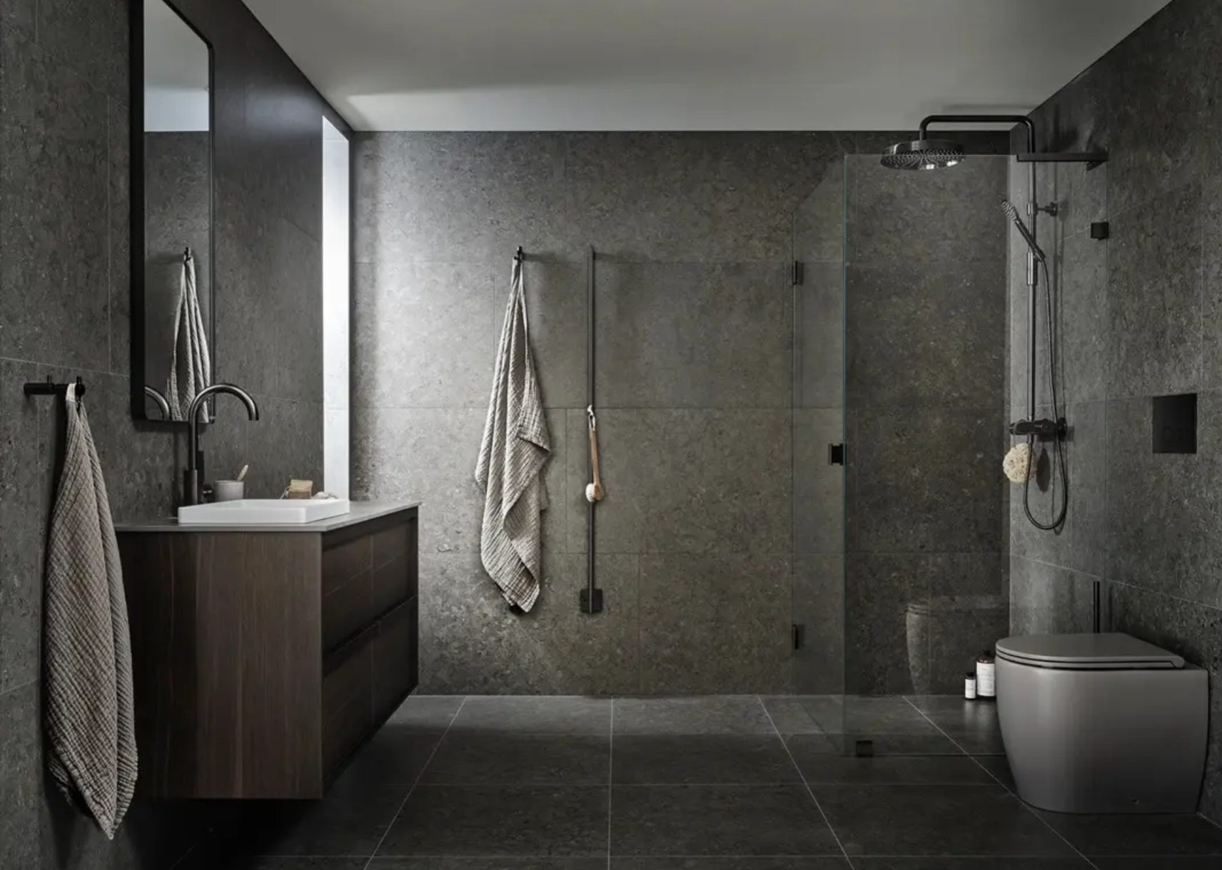 Rooh – a new product website for tailored shower solutions